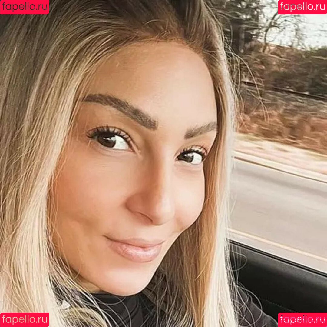 Lizzy Musi Onlyfans Photo Gallery 