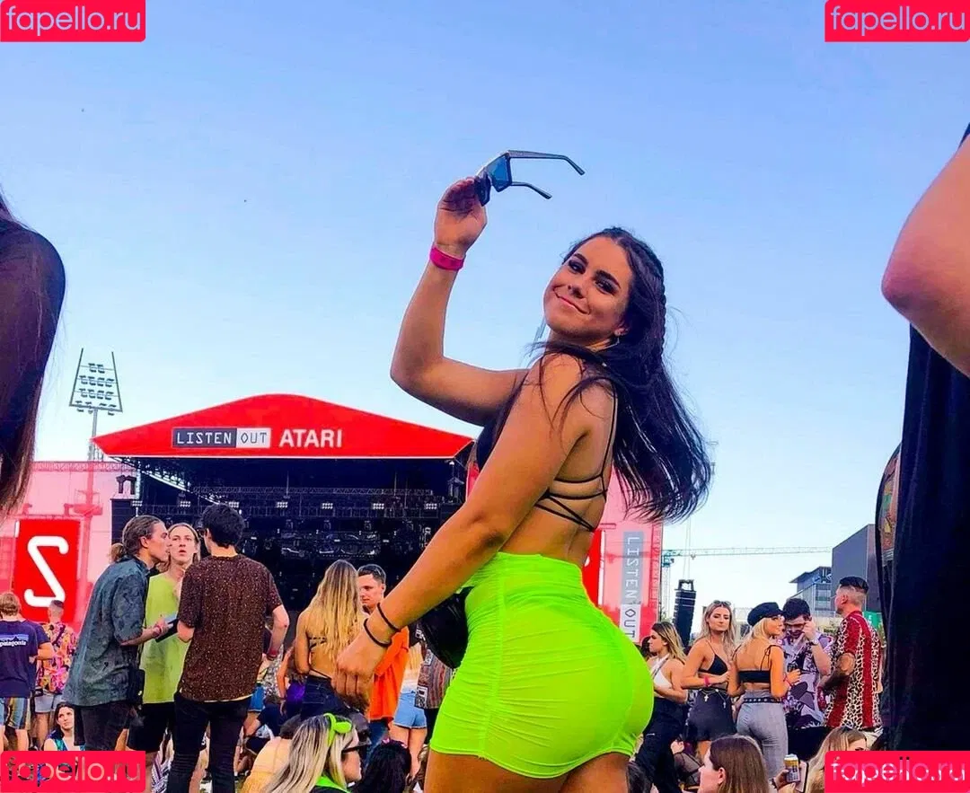 Desi Johnson Onlyfans Photo Gallery 