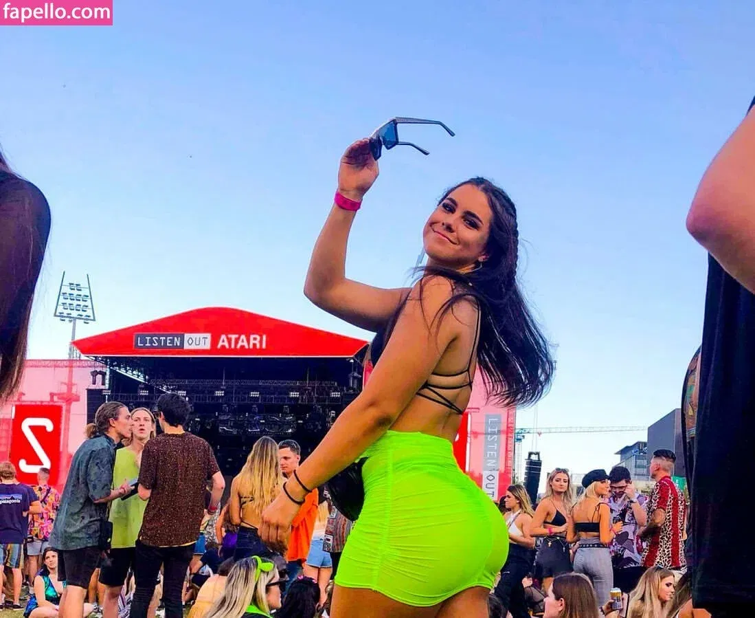 Desi Johnson Onlyfans Photo Gallery 