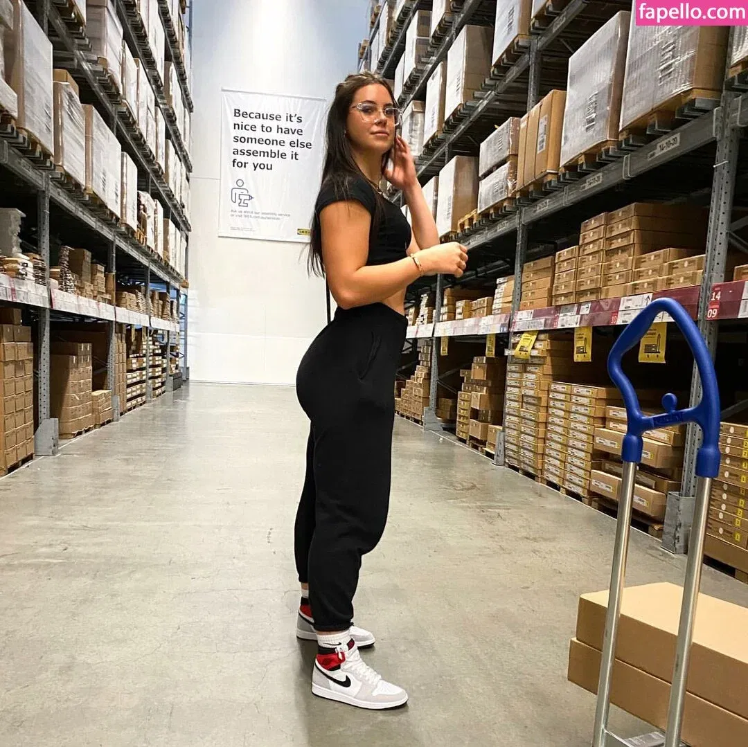 Desi Johnson Onlyfans Photo Gallery 