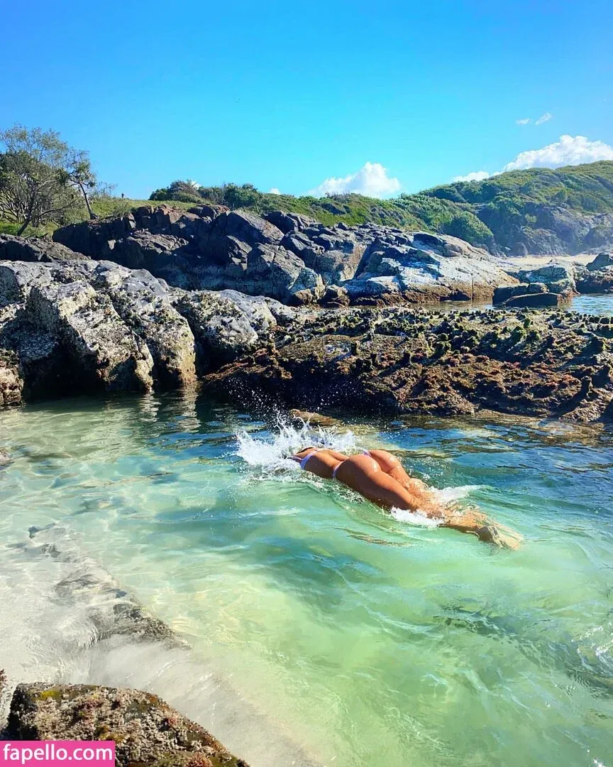 Desi Johnson Onlyfans Photo Gallery 