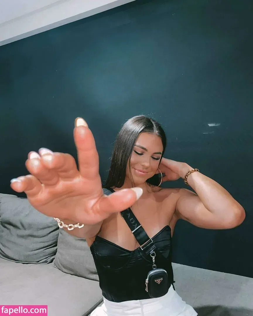 Desi Johnson Onlyfans Photo Gallery 