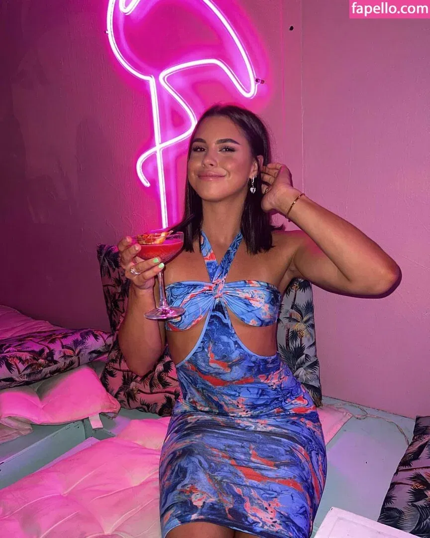 Desi Johnson Onlyfans Photo Gallery 