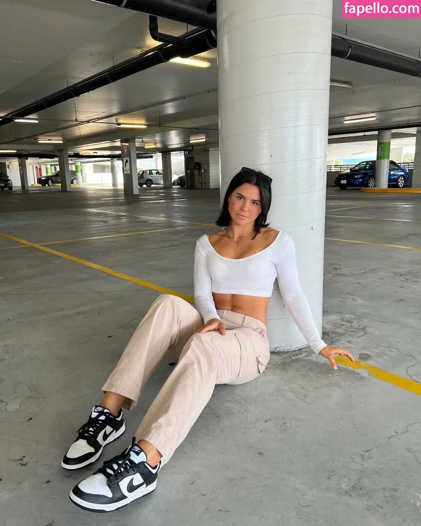 Desi Johnson Onlyfans Photo Gallery 