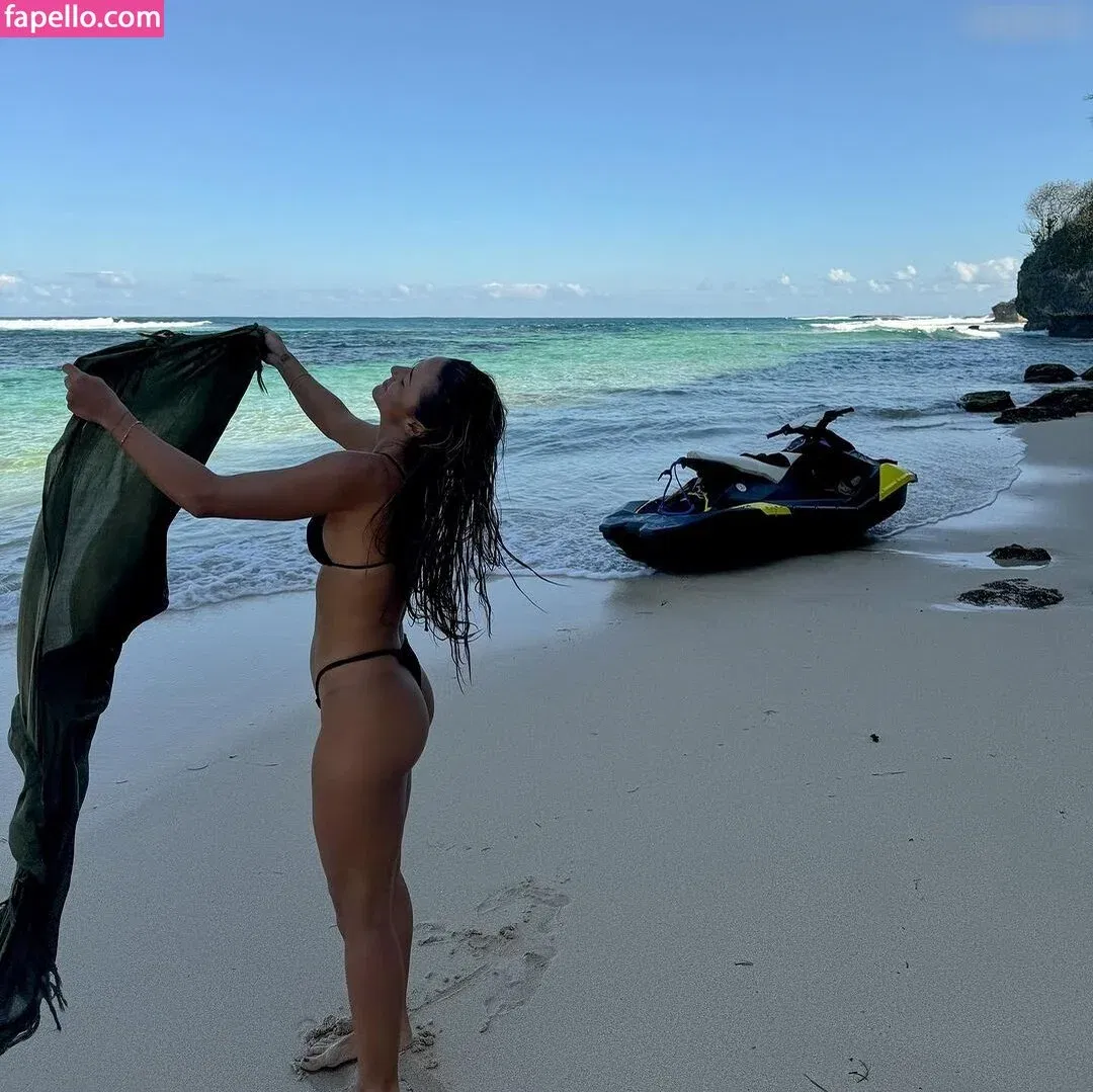 Desi Johnson Onlyfans Photo Gallery 