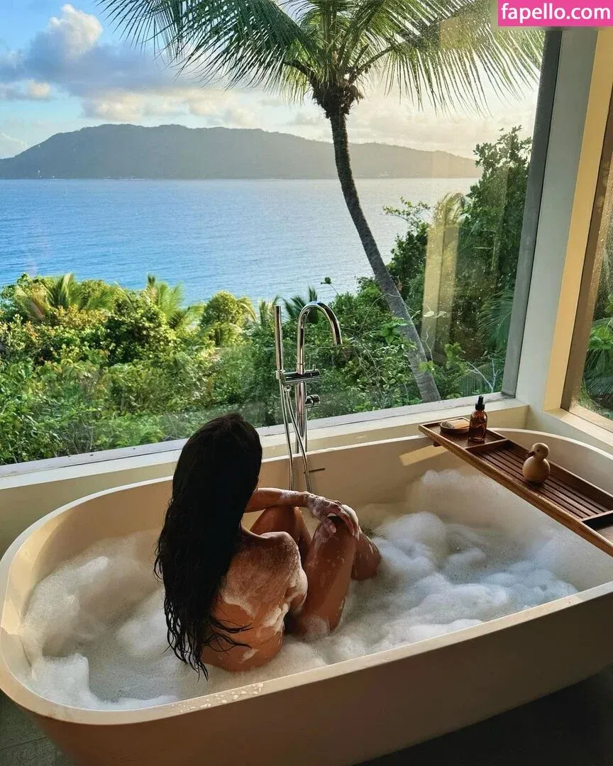 Desi Johnson Onlyfans Photo Gallery 