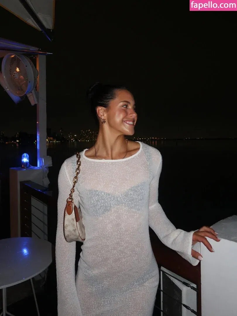 Desi Johnson Onlyfans Photo Gallery 