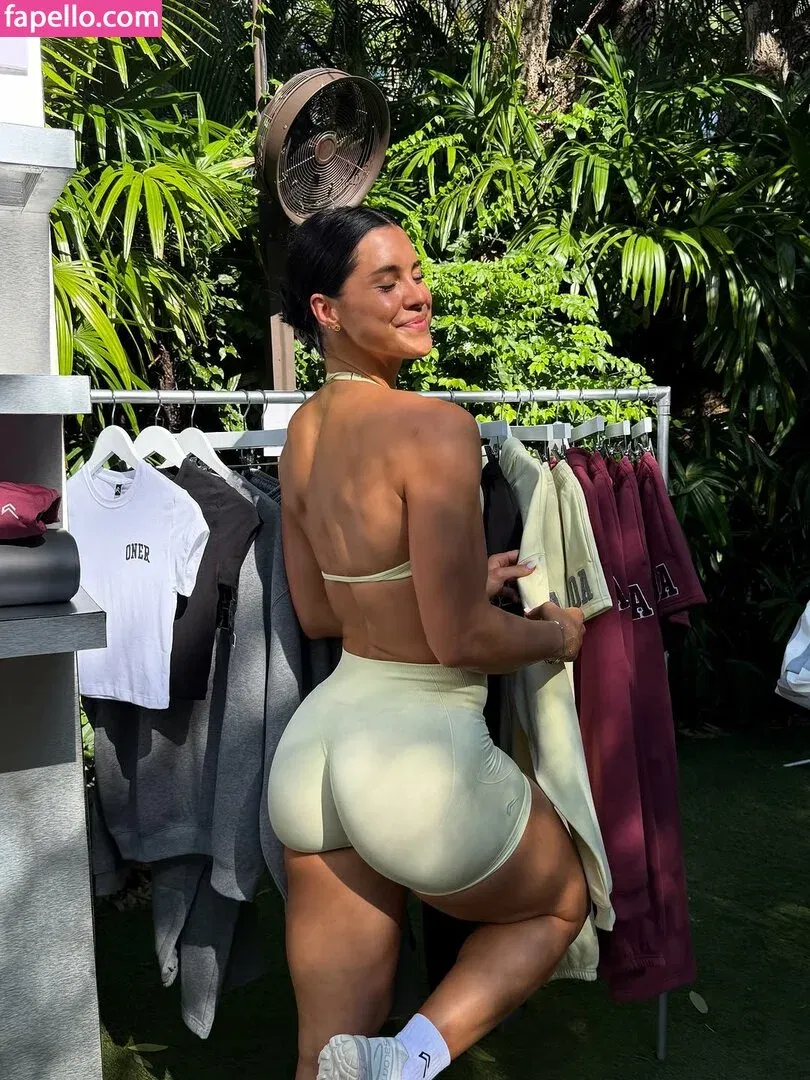 Desi Johnson Onlyfans Photo Gallery 