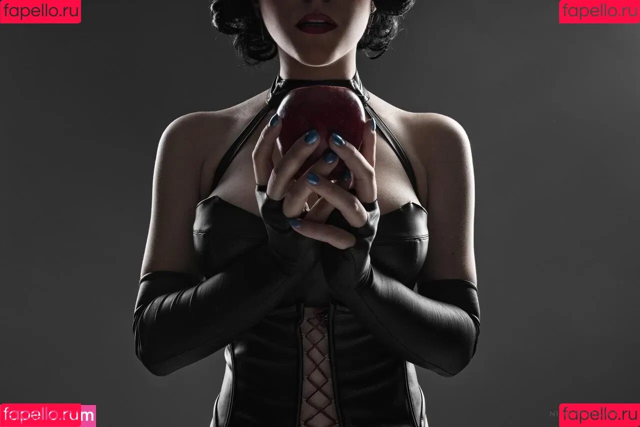 Zoe Volf Cosplay Onlyfans Photo Gallery 