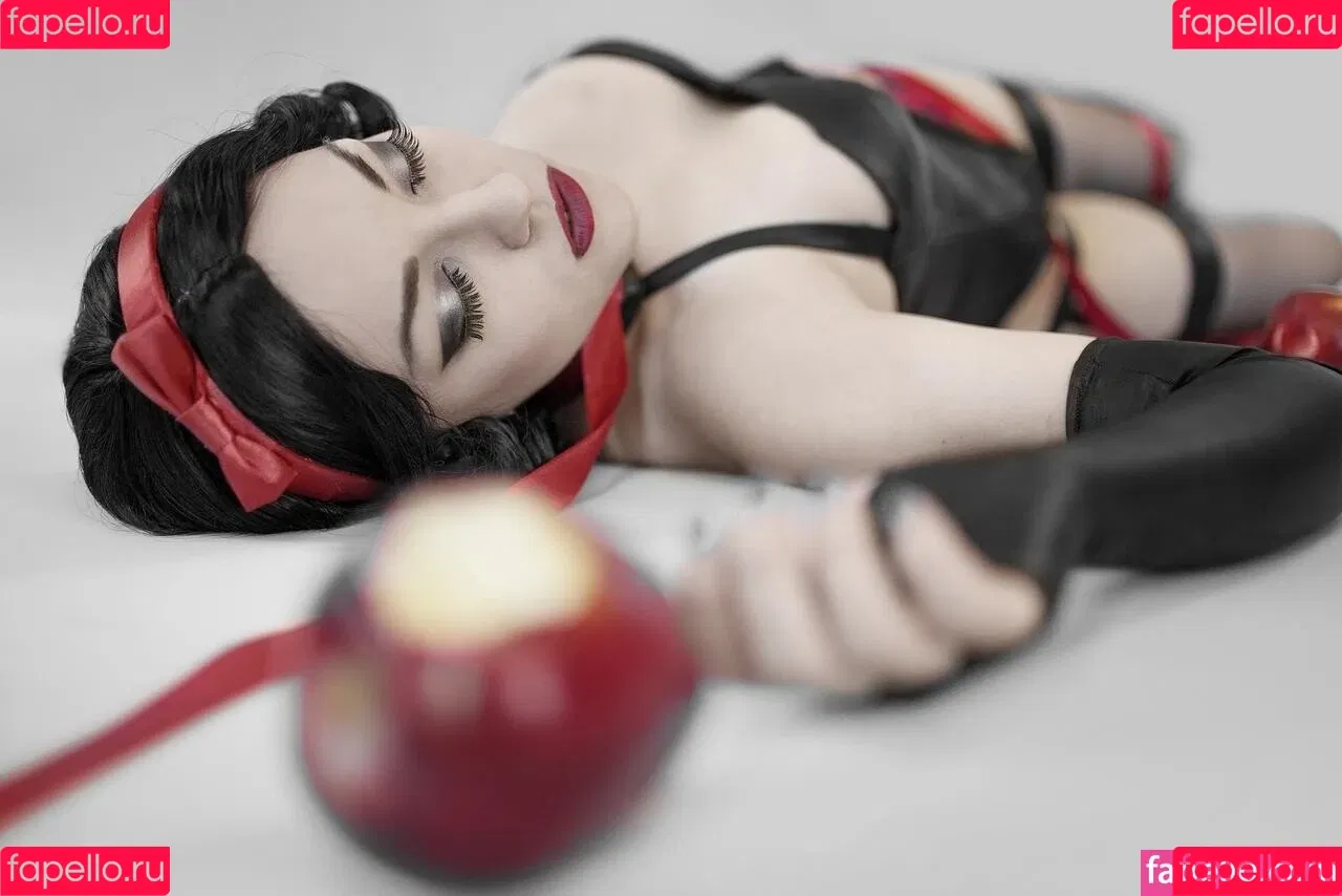 Zoe Volf Cosplay Onlyfans Photo Gallery 