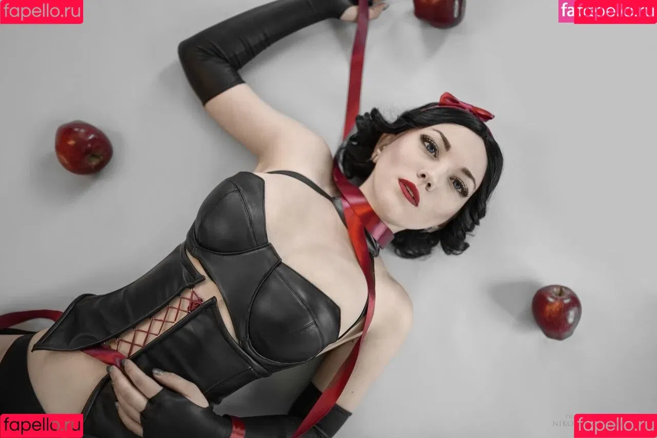 Zoe Volf Cosplay Onlyfans Photo Gallery 