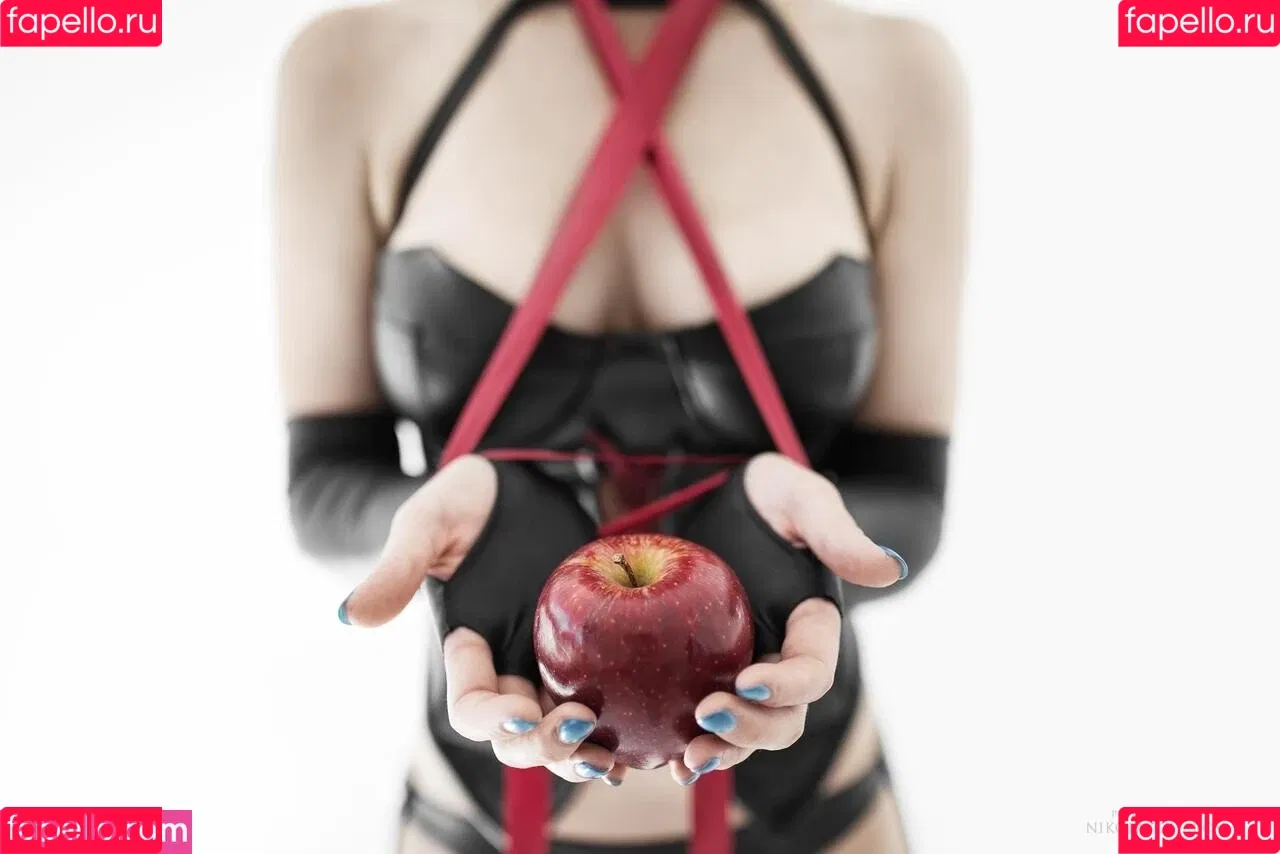 Zoe Volf Cosplay Onlyfans Photo Gallery 