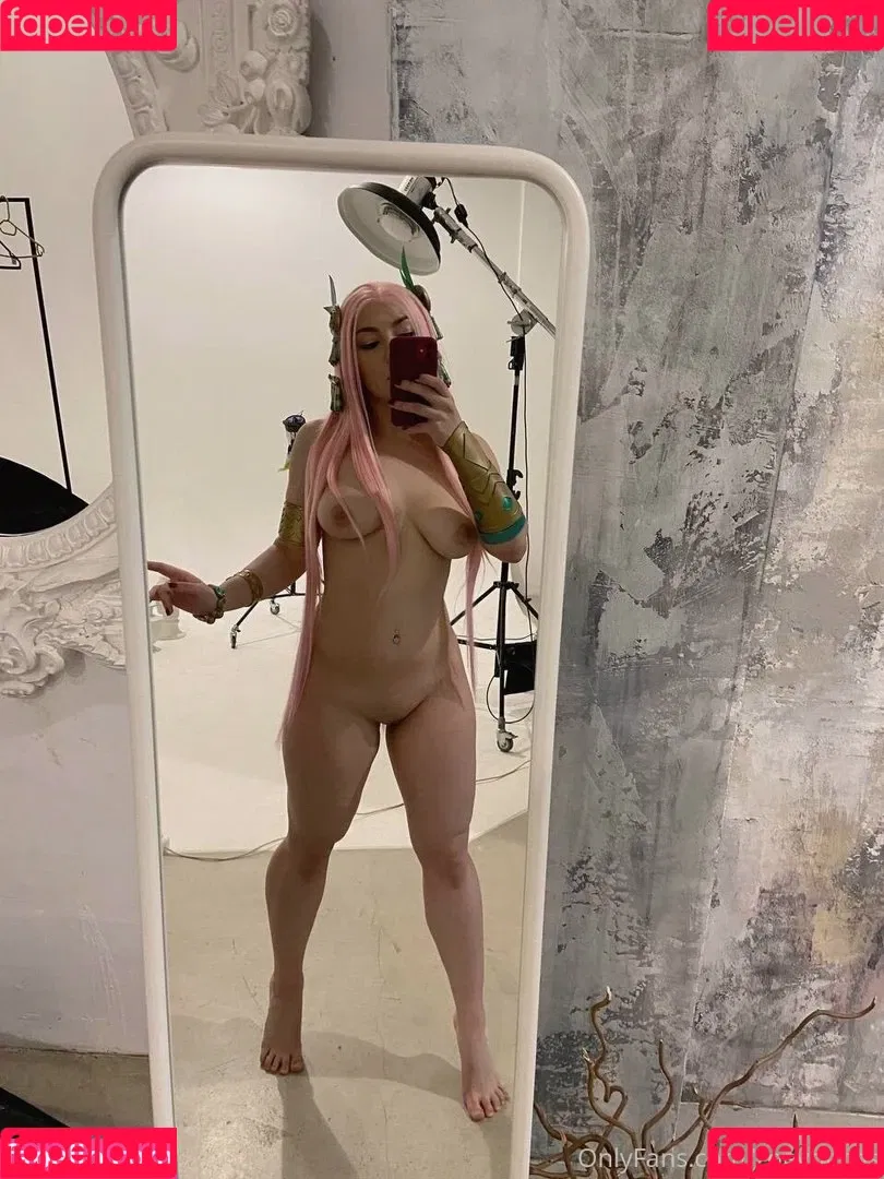 Zoe Volf Cosplay Onlyfans Photo Gallery 