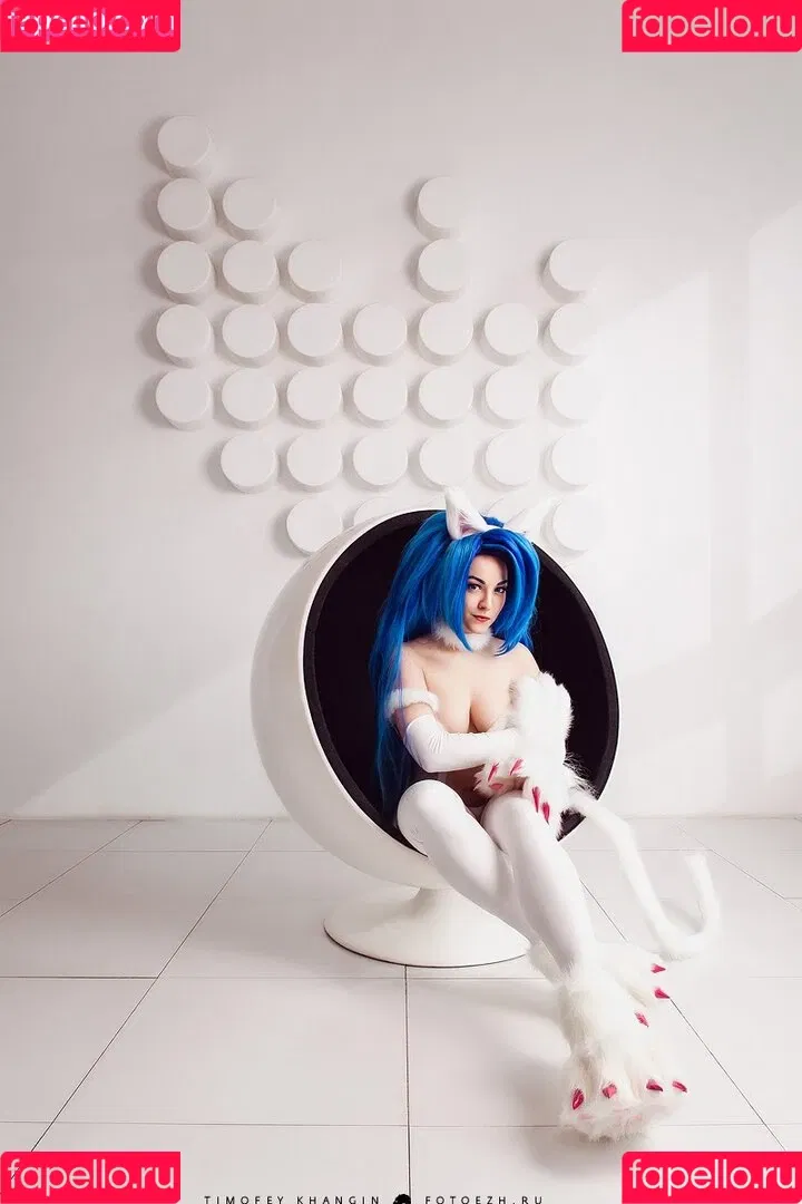 Zoe Volf Cosplay Onlyfans Photo Gallery 