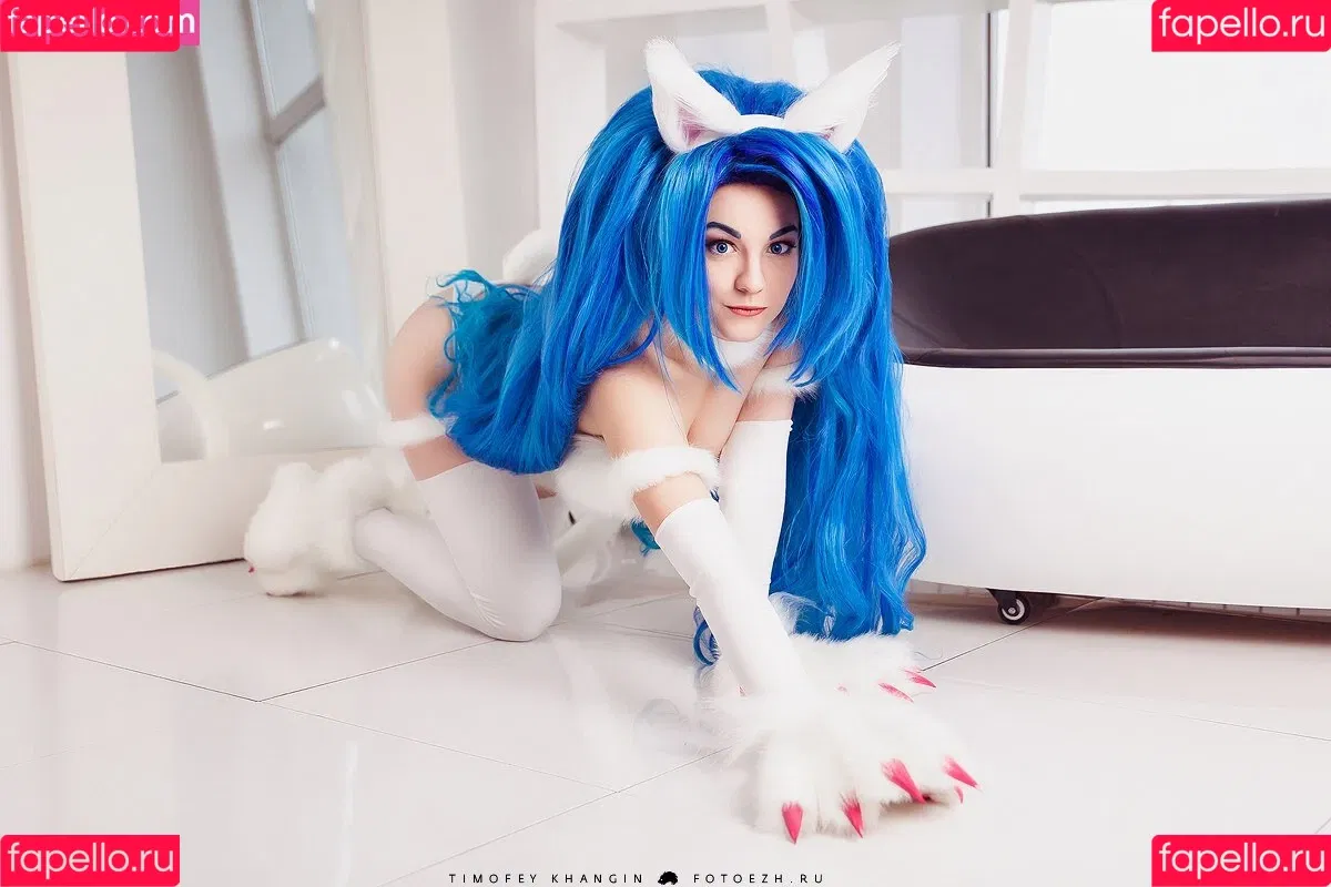 Zoe Volf Cosplay Onlyfans Photo Gallery 
