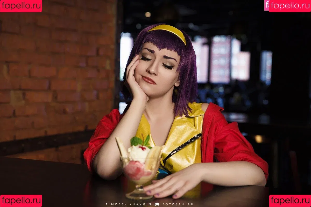 Zoe Volf Cosplay Onlyfans Photo Gallery 