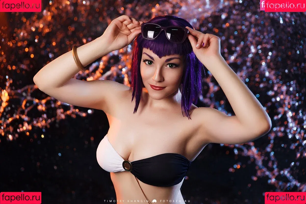 Zoe Volf Cosplay Onlyfans Photo Gallery 