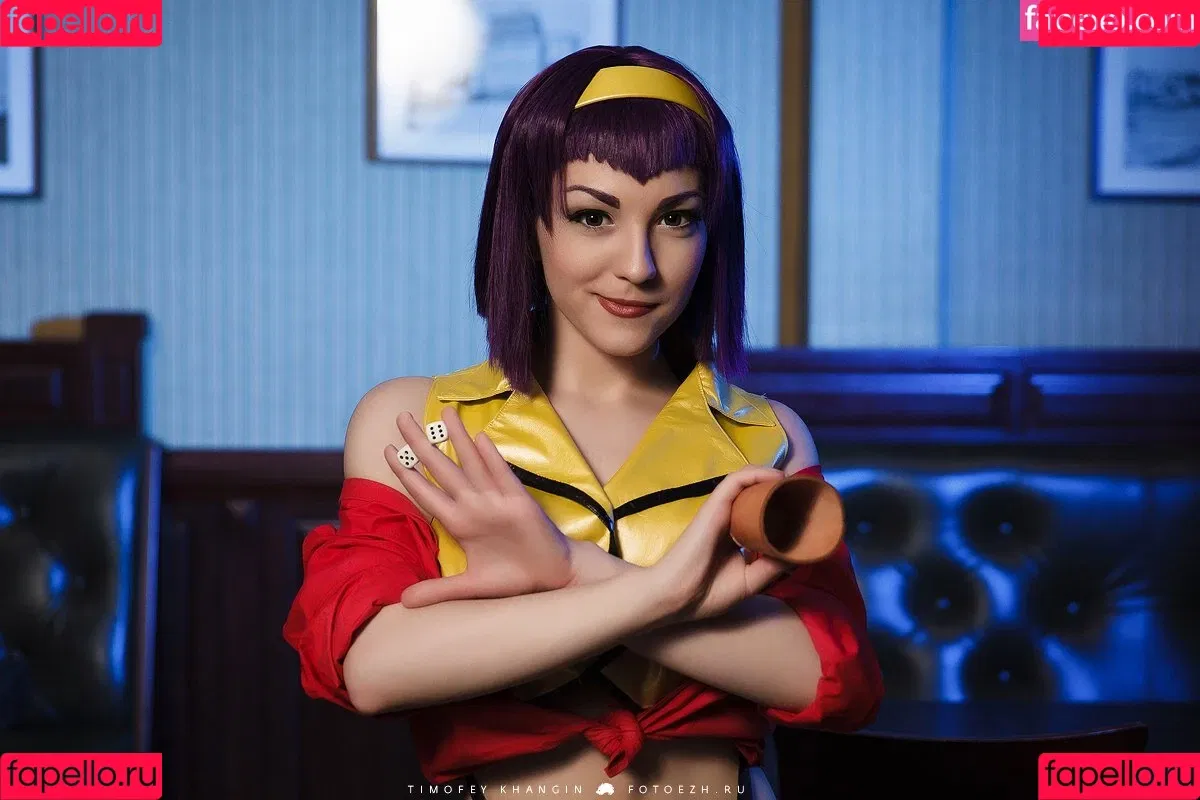 Zoe Volf Cosplay Onlyfans Photo Gallery 
