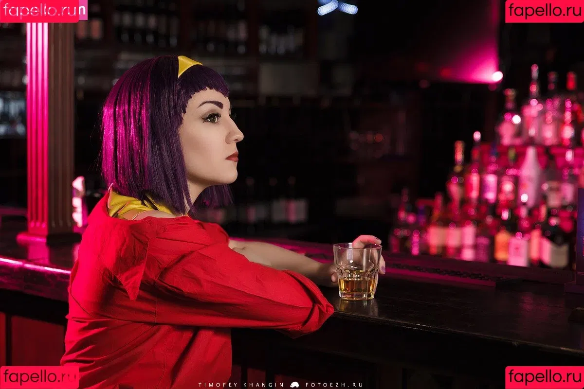 Zoe Volf Cosplay Onlyfans Photo Gallery 