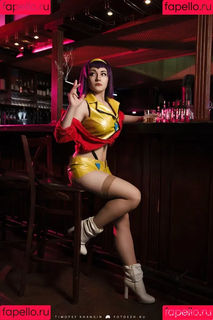 Zoe Volf Cosplay Onlyfans Photo Gallery 