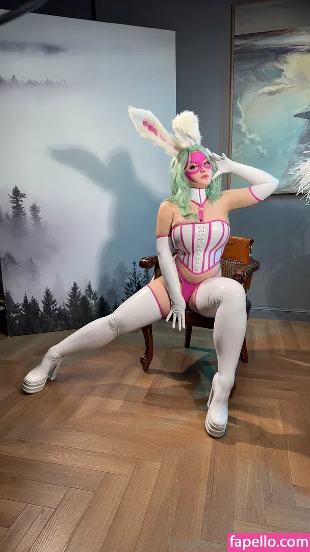 Zoe Volf Cosplay Onlyfans Photo Gallery 