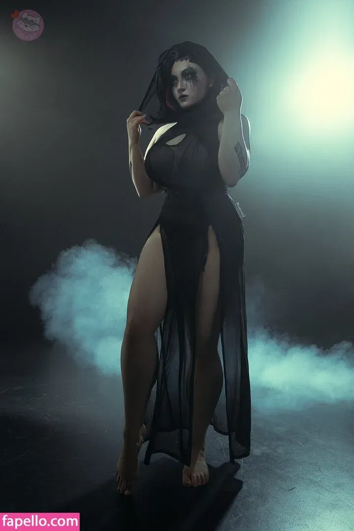 Zoe Volf Cosplay Onlyfans Photo Gallery 