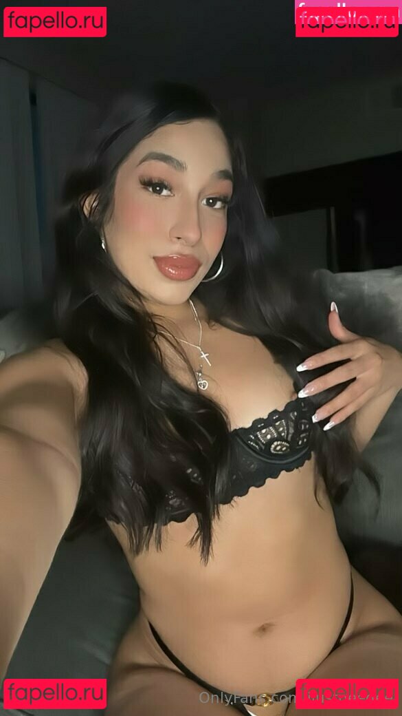 ijustine / ijustneedee Onlyfans Photo Gallery 