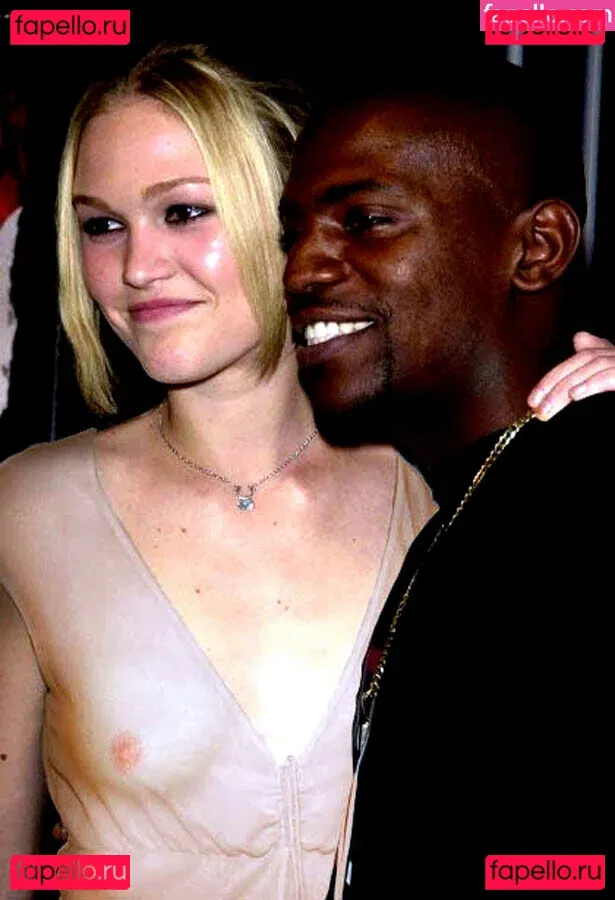 Julia Stiles Onlyfans Photo Gallery 