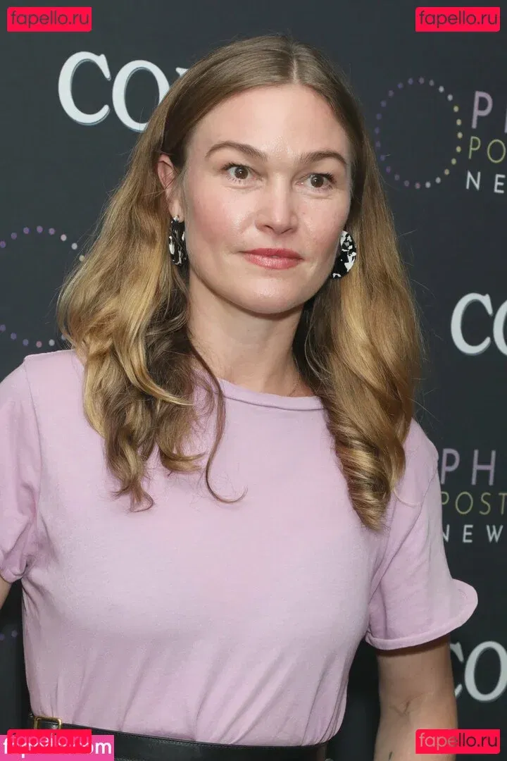 Julia Stiles Onlyfans Photo Gallery 