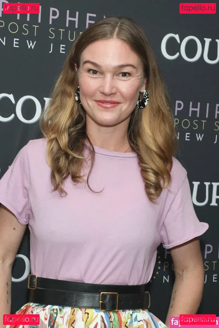 Julia Stiles Onlyfans Photo Gallery 