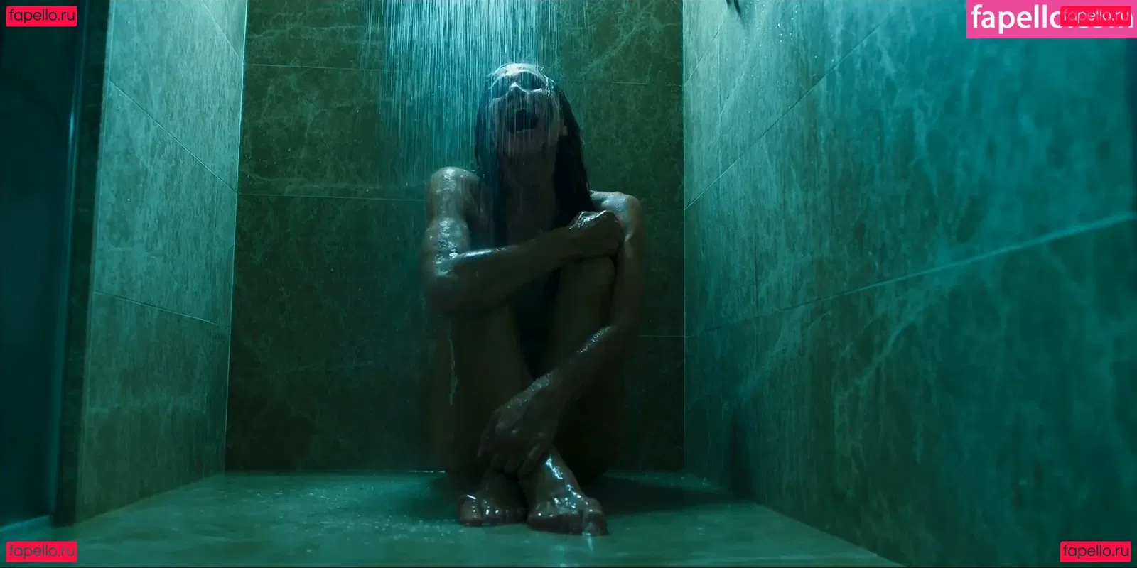 Julia Stiles Onlyfans Photo Gallery 