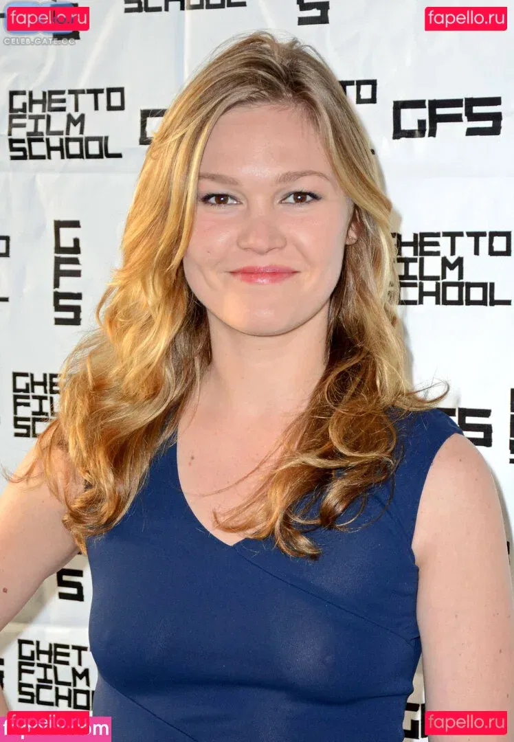 Julia Stiles Onlyfans Photo Gallery 