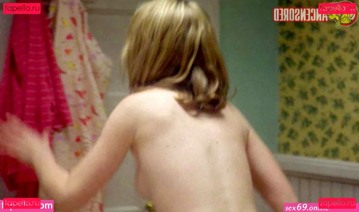 Julia Stiles Onlyfans Photo Gallery 