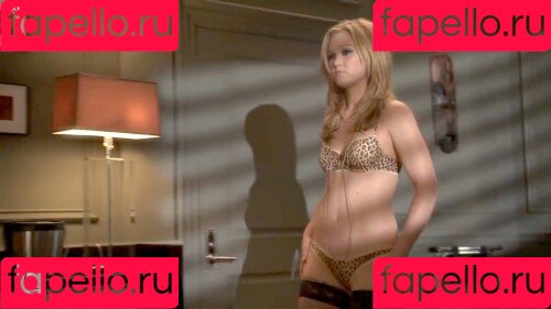 Julia Stiles Onlyfans Photo Gallery 