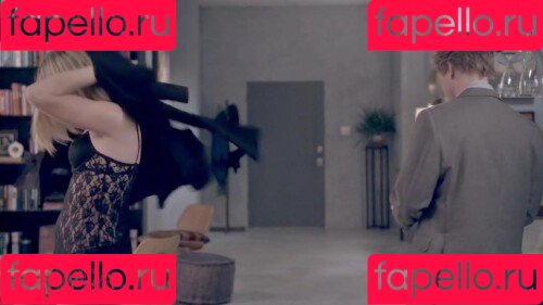 Julia Stiles Onlyfans Photo Gallery 