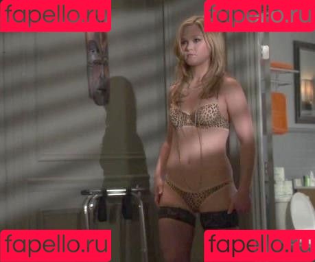 Julia Stiles Onlyfans Photo Gallery 