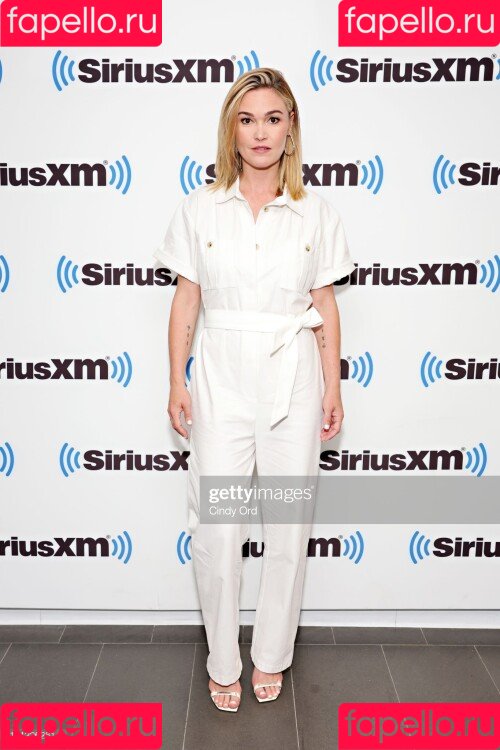 Julia Stiles Onlyfans Photo Gallery 