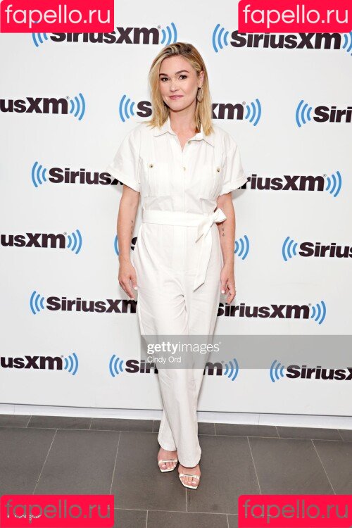 Julia Stiles Onlyfans Photo Gallery 