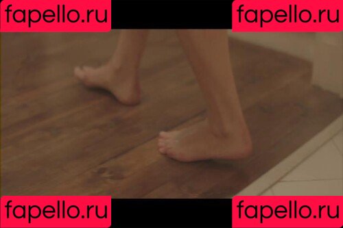 Julia Stiles Onlyfans Photo Gallery 