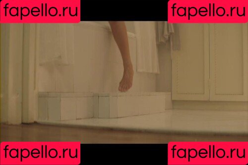 Julia Stiles Onlyfans Photo Gallery 