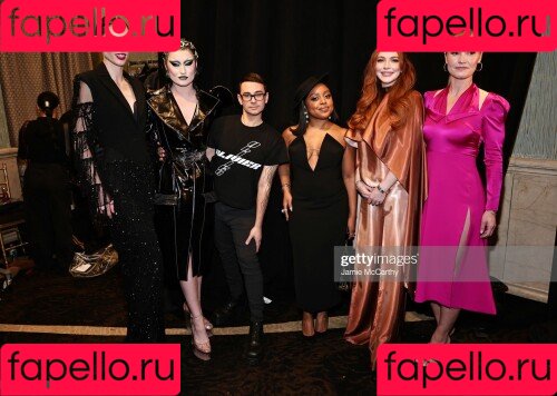 Julia Stiles Onlyfans Photo Gallery 