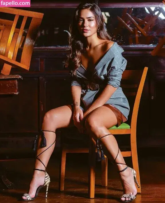 Giullia Buscacio Onlyfans Photo Gallery 