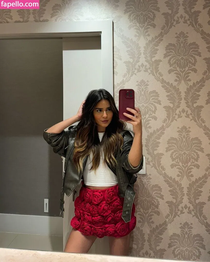 Giullia Buscacio Onlyfans Photo Gallery 