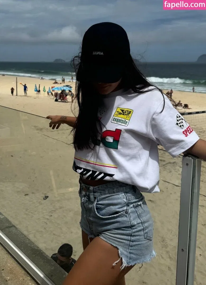 Giullia Buscacio Onlyfans Photo Gallery 