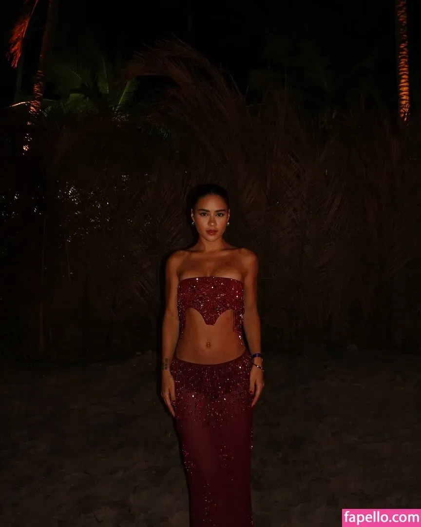 Giullia Buscacio Onlyfans Photo Gallery 