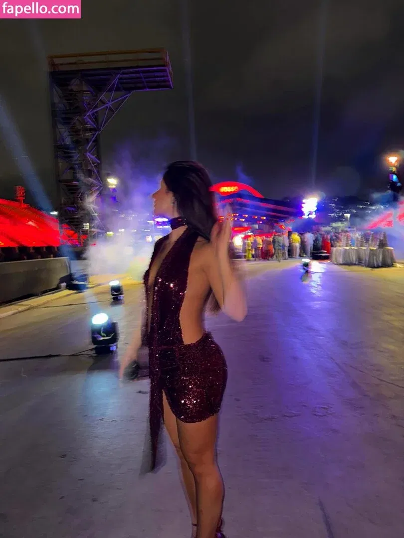 Giullia Buscacio Onlyfans Photo Gallery 