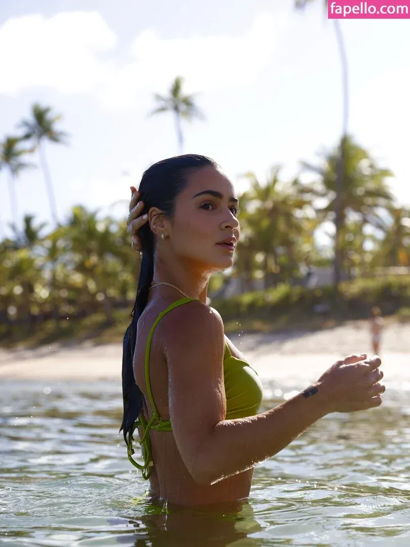 Giullia Buscacio Onlyfans Photo Gallery 