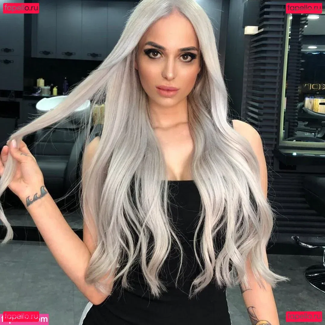 Merve Sanay Onlyfans Photo Gallery 