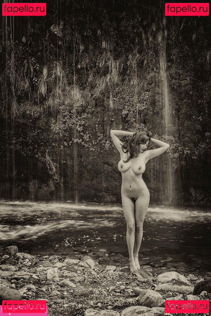 Devi / devithemodel / googlymonstor / itsdevi Onlyfans Photo Gallery 