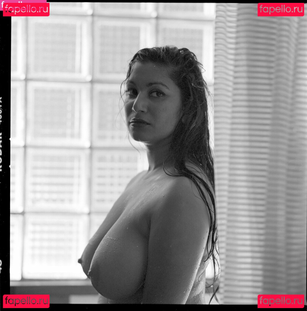 Devi / devithemodel / googlymonstor / itsdevi Onlyfans Photo Gallery 